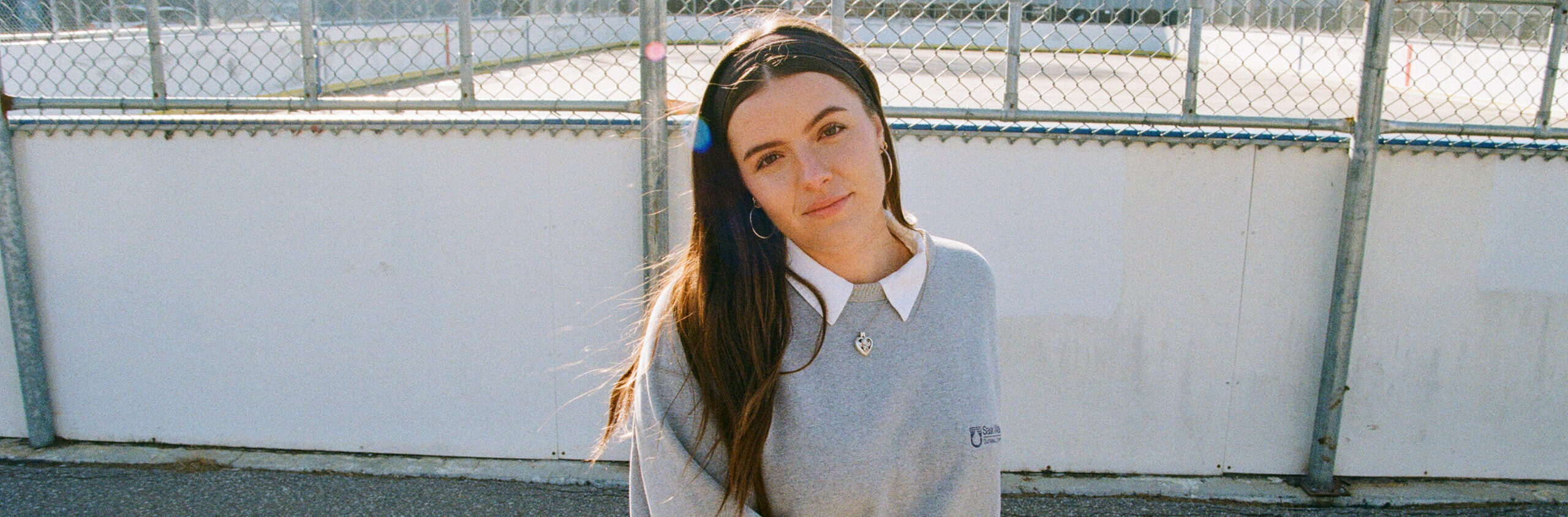 Wenn Freundschaft, Liebe und Realität kollidieren – Marissa Burwells neues Album „Before The Hour’s Up“