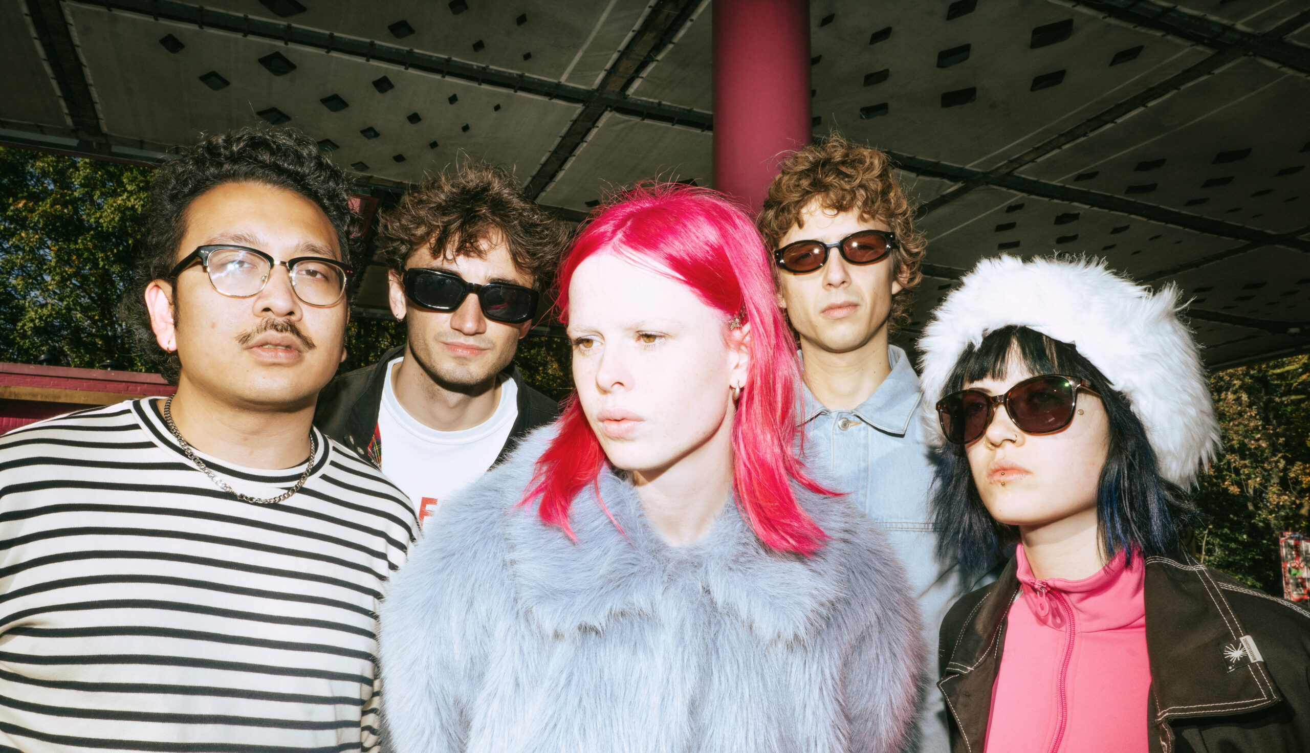 Mit neuer Single brechen POM aus dem „Rover“ aus und kündigen ein neues Album an