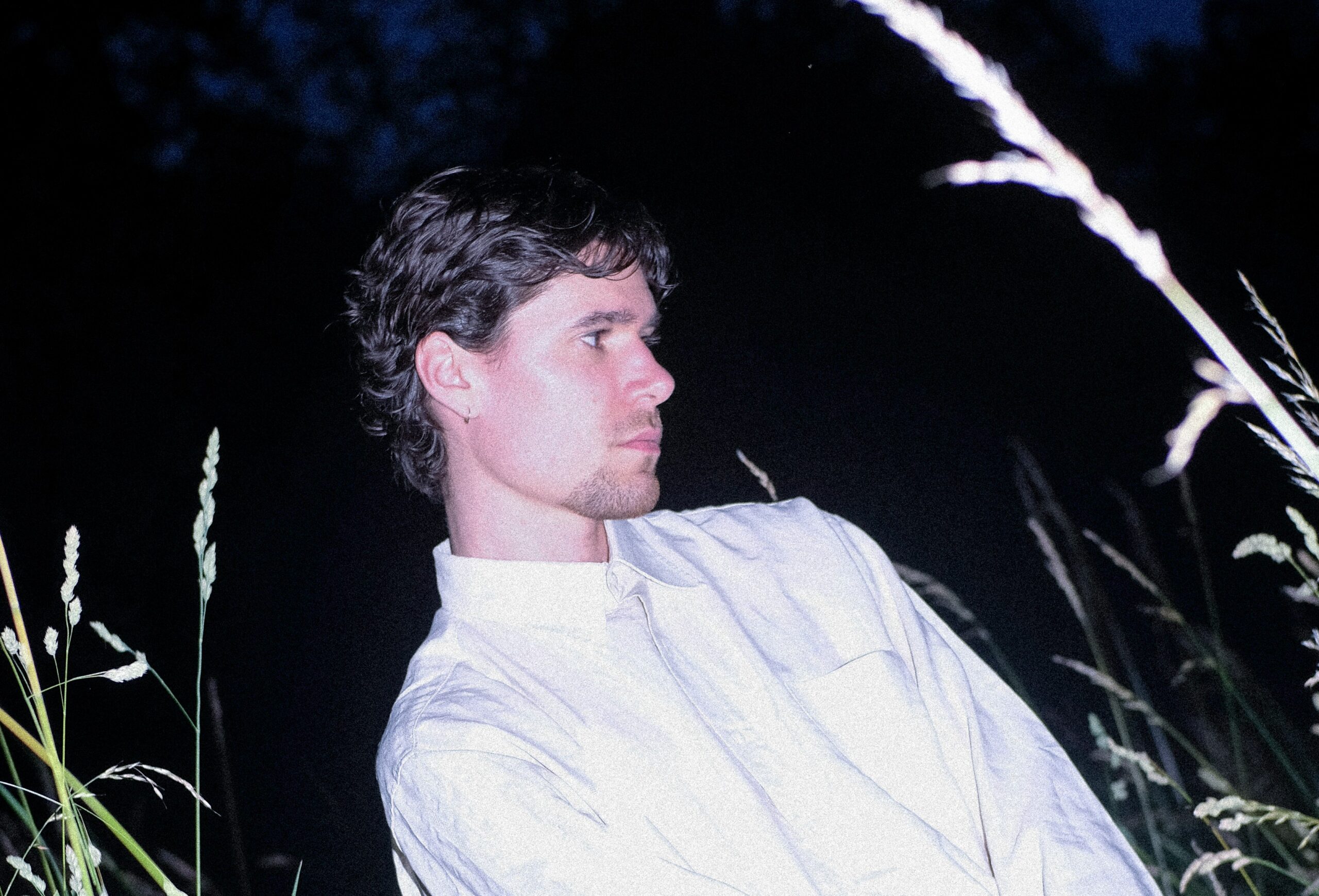 Lone Aires mit neuer Single „Alone“ der Titeltrack seiner nächsten EP